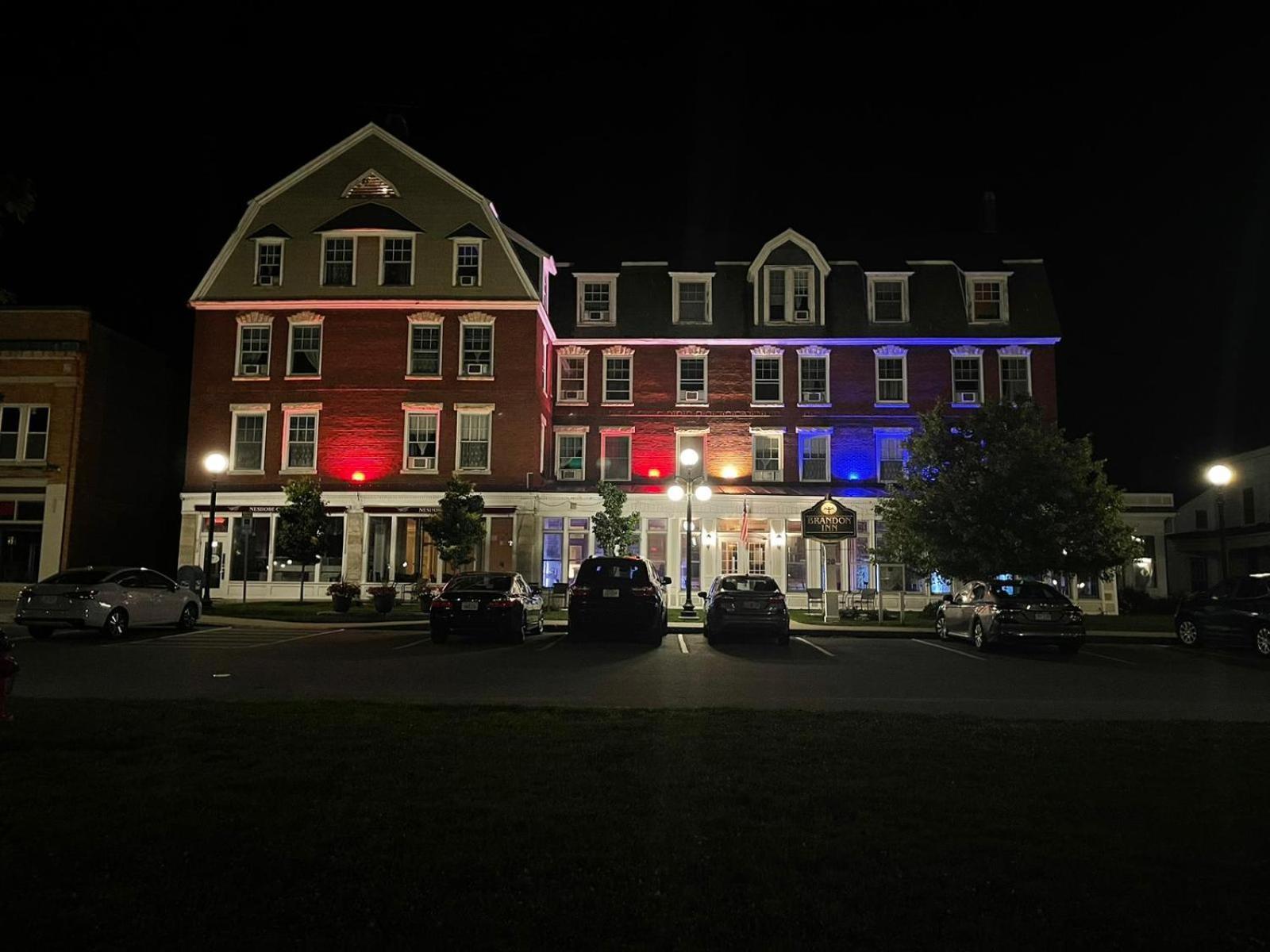 The Brandon Inn Exterior foto