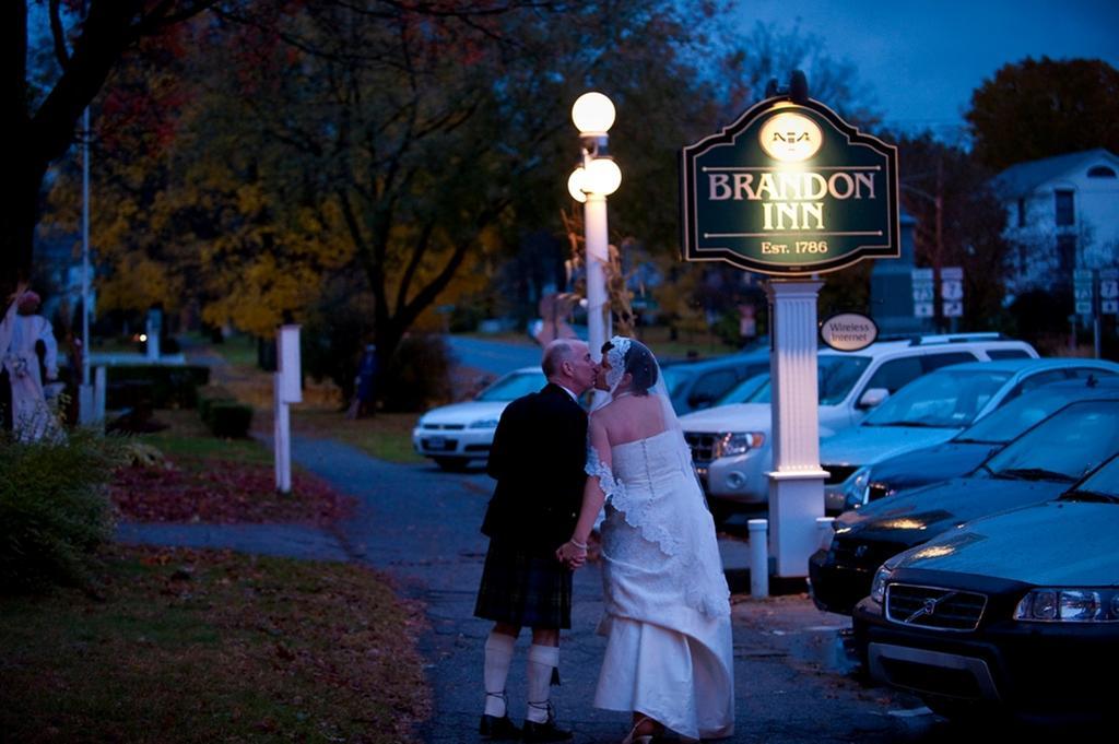 The Brandon Inn Exterior foto